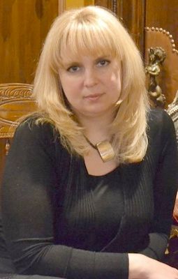 Долотова